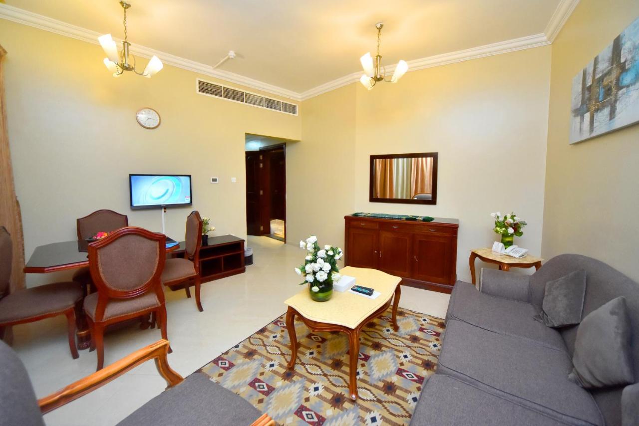 Emirates Stars Hotel Apartments Charjah Extérieur photo