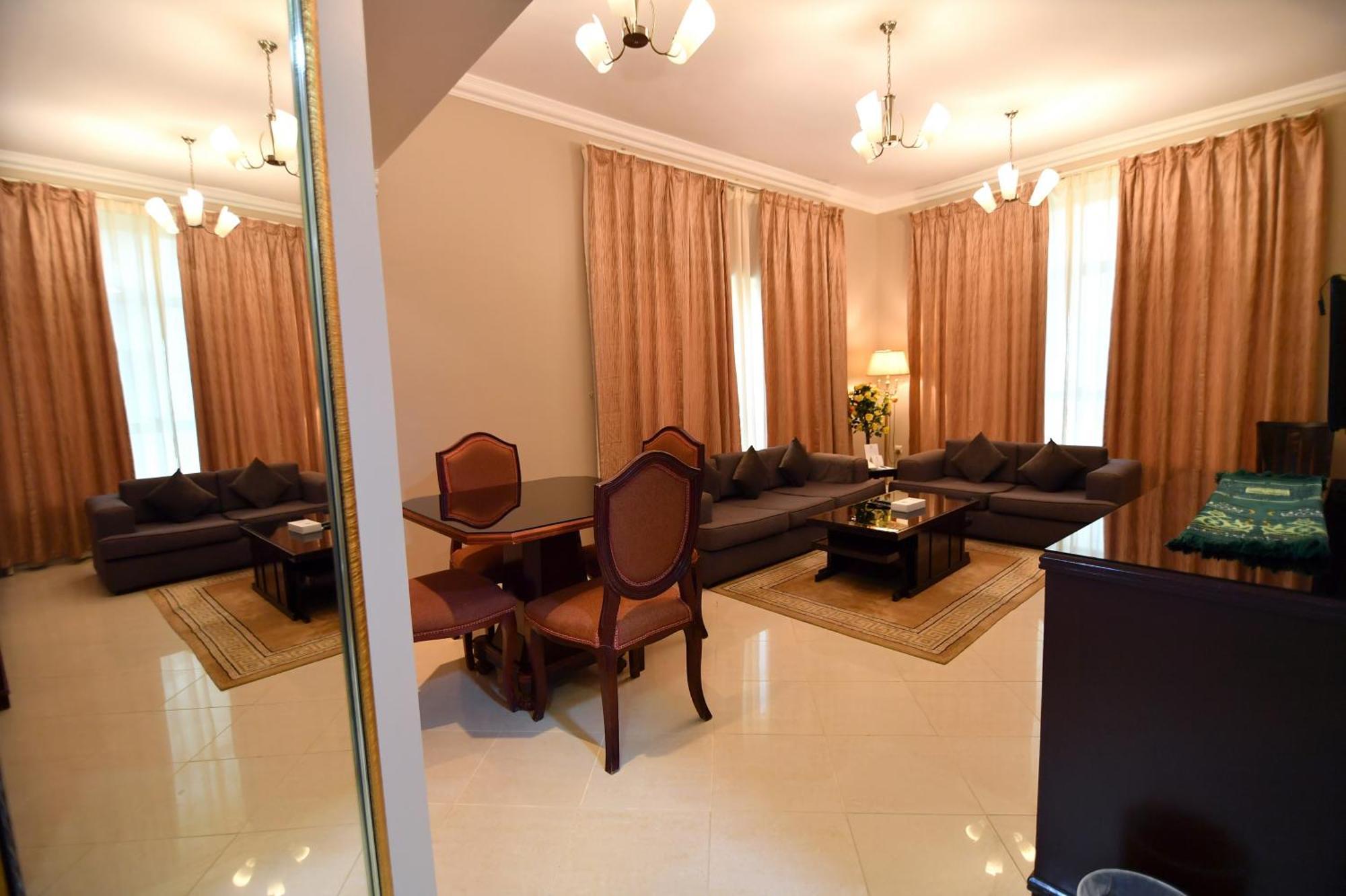 Emirates Stars Hotel Apartments Charjah Extérieur photo